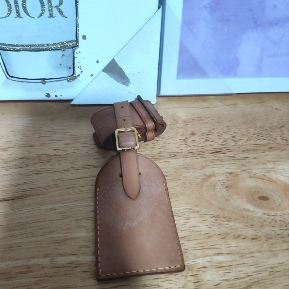 LV Luggage Tag